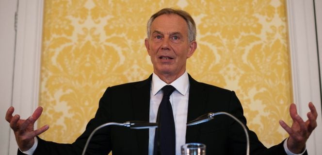 Tony Blair pide que se replantee la lucha contra el cambio climático