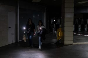 Tras el apagón, quizá toque despedir a Manolo ‘el del Bombo’