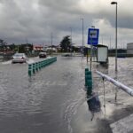 Fuertes lluvias en Santander provocan cierre de calles, túneles y alerta roja en el litoral