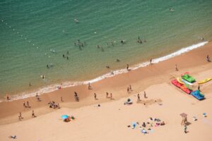 Séptimo día de calor con 13 comunidades en alerta por temperaturas extremas