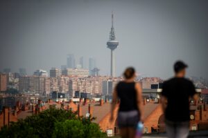 Los días con picos de contaminación incrementan los ingresos y las muertes por infarto